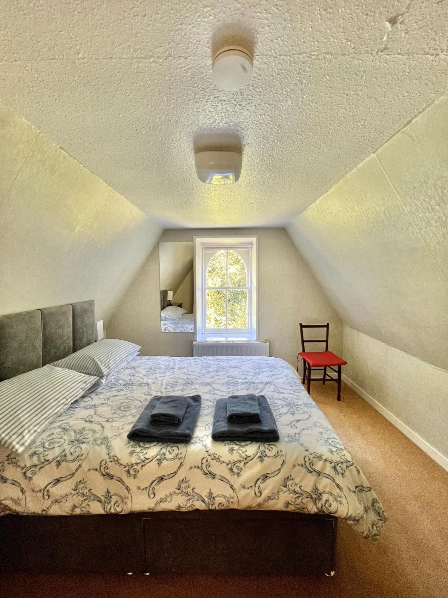 הוילה אריסייג Victorian Chapel House מראה חיצוני תמונה